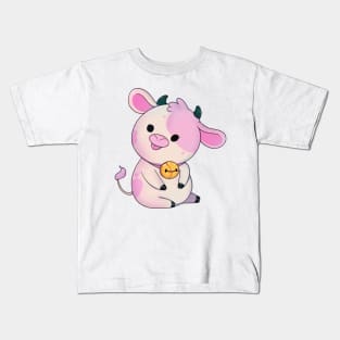 Little cute cow Kids T-Shirt